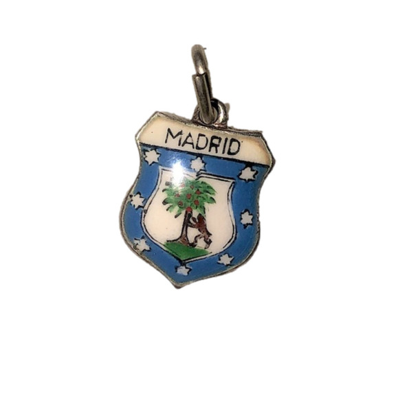 VTG 800 Silver & Enamel Madrid Travel Sheild Souvenir Charm Bracelet Charm - Picture 1 of 3